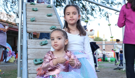  Valeria Cortés y María José Cortés.