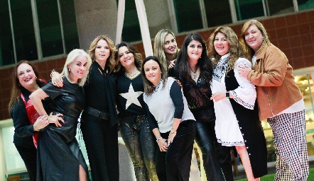 . Maricarmen Diep, Mónica Aguiñaga, Paty Ponce, Susana de Leos, Olga Pérez, Angélica López García y Renata Flores