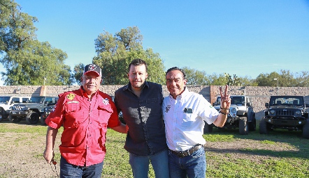  Asdrúbal, José Navarro y Abraham Gallegos.