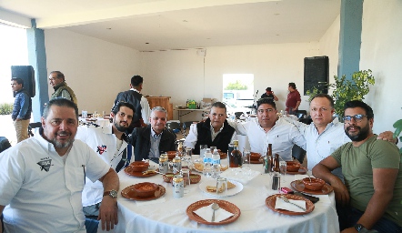 Gianluca, Giancarlo, Javier Duarte, Mariano, Víctor Baez, Mauricio Fernández y Roberto González.