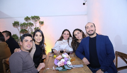  Rubén Aboytes, Andrea Rodríguez, Montse Ortuño, Isa Torres y Daniel Hernández.