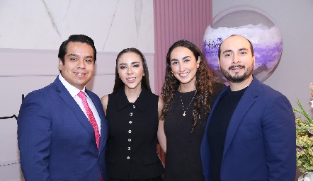  José Carlos Reyes, Paola Echavarría, Isabel Torres y Daniel Hernández.