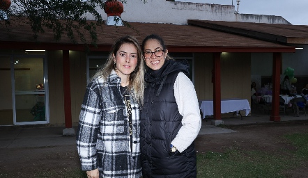  Katy Puebla y Ana Ceci.