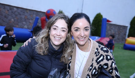  Roberta Martínez y Ligia Arriaga.
