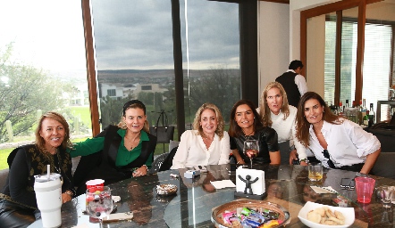  Alma Durón, Francine Coulon, Denisse Beltrán, Lorena Torres, Claudia Quiroz y Lorena Hernández.