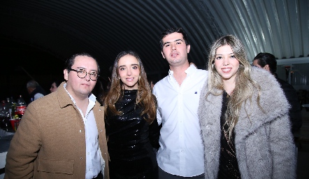  Esteban Pruneda, Ana Paula Sánchez, Mauricio Pérez y Michel Morales.