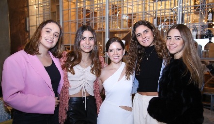  Ale Martínez, Rocío de la Vega, Ilse Gil, María Dolores Gómez y Estefanía Leija.