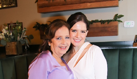  Gina Lozano e Ilse Gil.