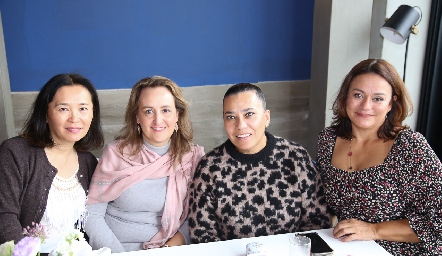  Oti Iguadare, Coco Torres, Amaranta Rodríguez y Marcela Chavarría.