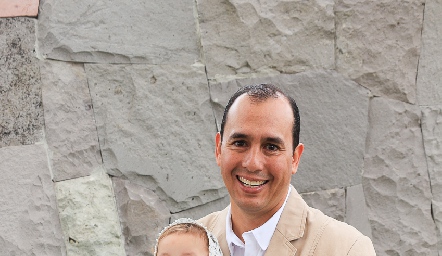  Alejandro y su hija Daniela Díaz.