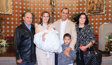  Samuel Díaz de León, Claudia, Daniela Díaz, Alejandro, Patricio Díaz y Laura Díaz de León.