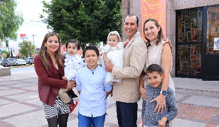  Gina Gutiérrez, Luis Fernando, Leo, Daniela, Alejandro, Claudia y Patricio.