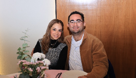  Liliana Fernández y Rodrigo Cano.