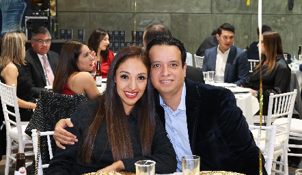  Mayra Alvares y Alejandro Zapata.