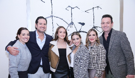  Paloma González, Héctor Vázquez, Isabella Vázquez, Ingrid de Luna, Sandra Pérez y Ulises Artolózaga.