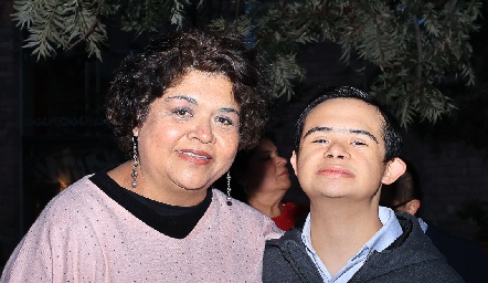  Rogelio Flores y Carmen.