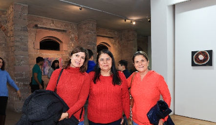  Silvia Pérez, Socorro Cerda y Julia Anaya.