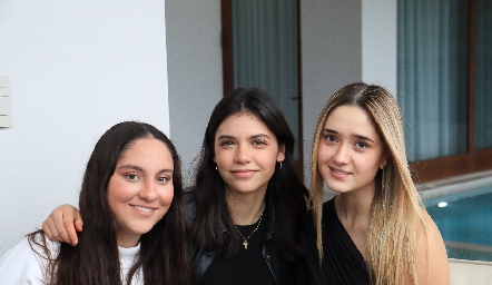  María Duque, Natalia Loredo y Marina Herrera.