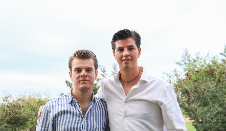  Rodrigo Álvarez y Andrés González.