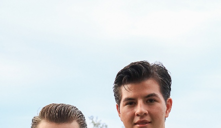  Rodrigo Álvarez y Andrés González.