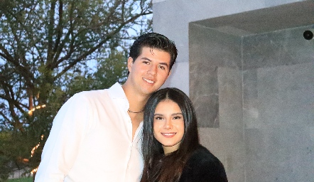  Andrés González y Sofía Delgado.