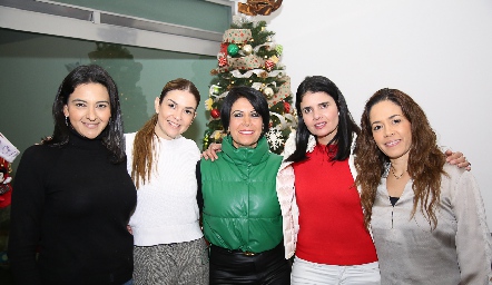  Lupita Escobar, Geo Rivera, Zaira Ríos, Liz y Fátima Alonso.