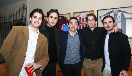 Oscar Vera, Juan Pablo Chevaile, Rodrigo Padilla, Javier Hernández y Mateo Guerra.