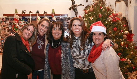  Isabel Torre, Adriana Valle, Norma Reyes, Fina Alcocer y Paty Nava.