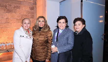  Marcela Montemayor, Adriana Izar, Magdalena Montemayor y Lourdes Montemayor.