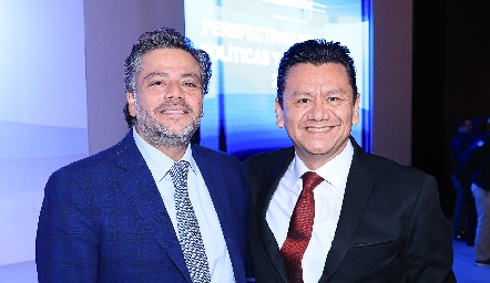  Fernando de los Santos y Oscar Mendoza.