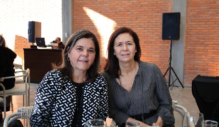   Lilia Cavazos e Ileán González.
