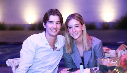  Javier Hernández y Daniela.