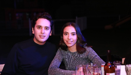  Juan Pablo Chevaile y Mariana Anaya.