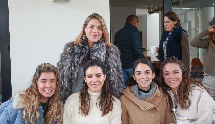  Sofía López, Sofía Torre, Gaby Labastida, Sofía Álvarez y María Emilia Torre.