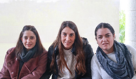  Daniela Yamin, Ceci Castelo  e Isabel Torre.