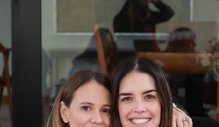  Paulina López y Daniela Pérez.