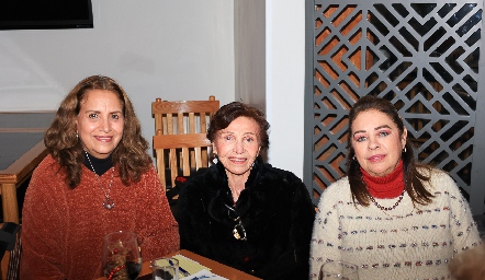  Martha Acevedo, Any Rosel de Anaya y Silvia Esparza de Garza.