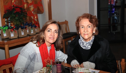  Elisa Ortega de Carreras y Mónica Alcalde de Garza.