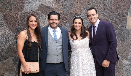  Scarlett, Jesús López, Isabel Rosillo y Ernesto.