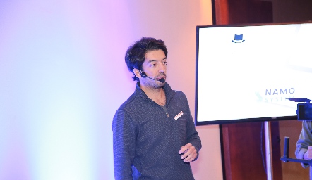  Antonio Villanueva.