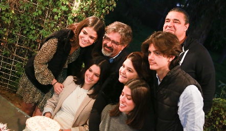  Margaret González, Jorge Lozano, Margaret Lozano, Ánika Lozano, Cinthia González, José Luis González y Alejandro Lozano.