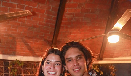  Cinthia González y Santiago Compean.