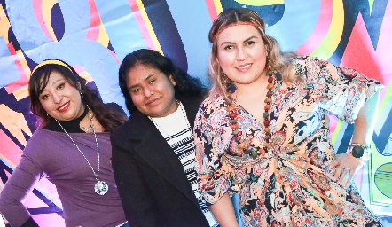  Elena Castillo, Ana Lorenzo y Claritza Castañón.