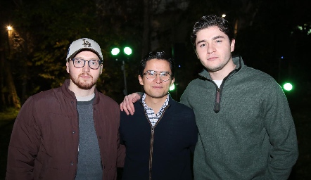  León Orozco, Andrés Bravo y Álvaro Orozco.