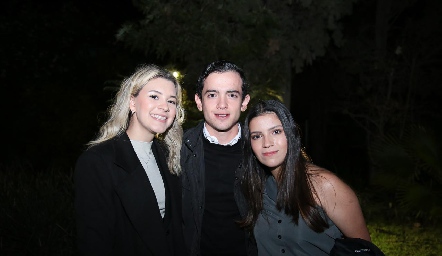  Ana Paula Payán, Emiliano Díaz de León y Camila Díaz de León.