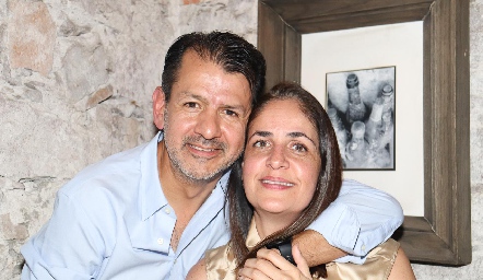  Obed Gutiérrez y Paola Soto.
