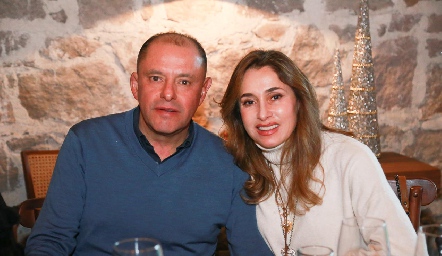  Edgar Saldaña y Liz Stevens.