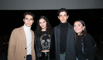  Juan José Leos, Valeria Delsol, Emiliano Delsol y María Anguiano.