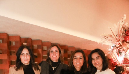  Claudia Artolózaga, Marcela Payán, Lorena Torres y Anilú Enríquez.