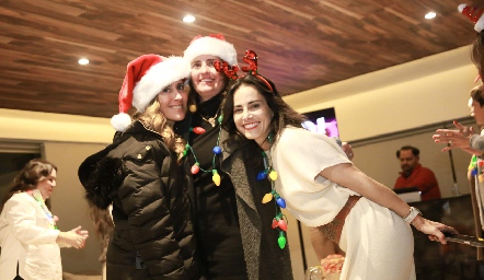  Adriana Pedroza, Marcela Payán y Anilú Enriquez.